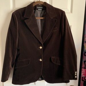 Dead Poet Society chic velvet blazer